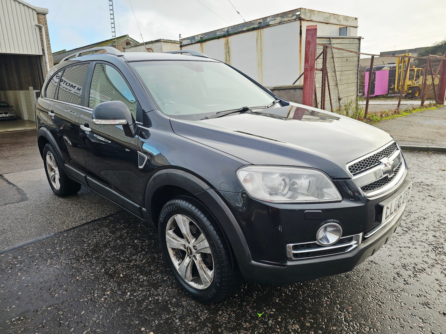 Used Chevrolet Captiva 2011 for sale - 76428546: Photo 2