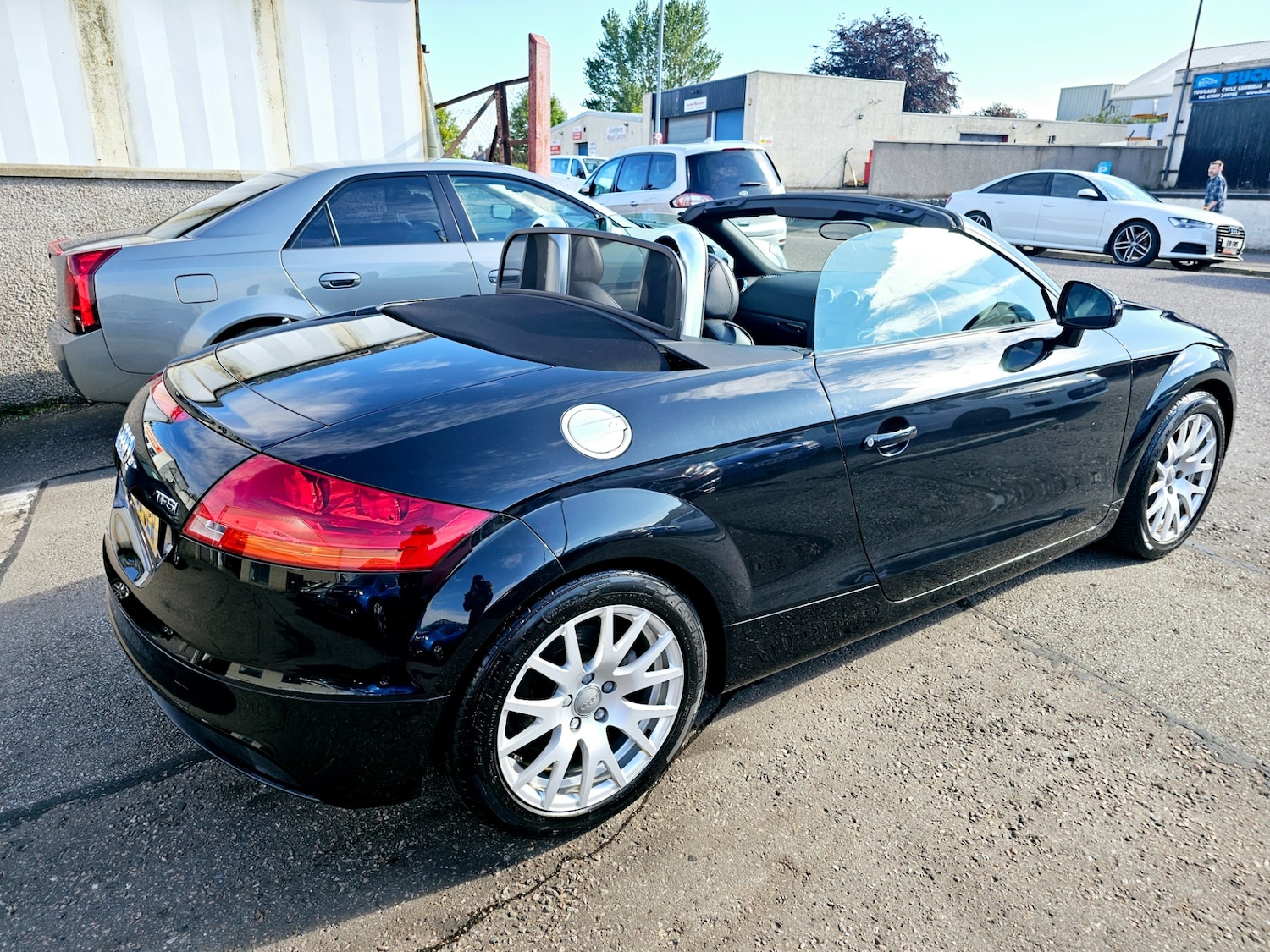 Used Audi TT 2010 for sale - 77404798: Photo 4