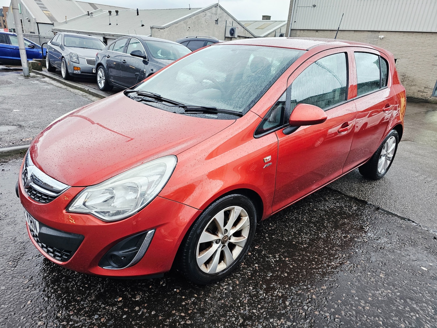 Used Vauxhall Corsa 2013 for sale - 77461899: Photo 2