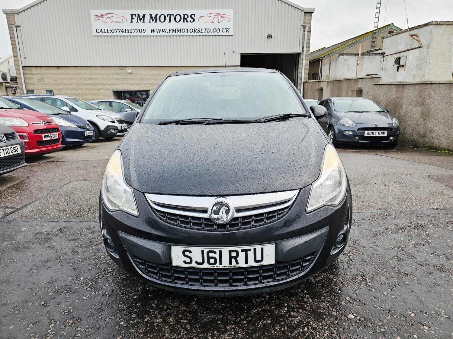 Used Vauxhall Corsa 2011 for sale - 76331149: Photo 1