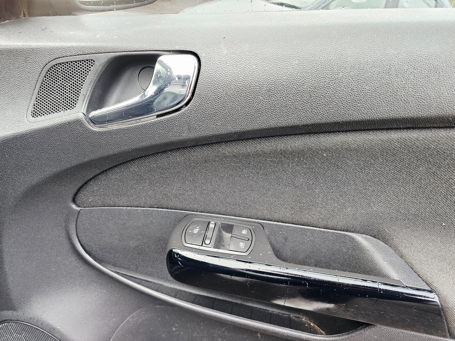 Used Vauxhall Corsa 2011 for sale - 76331149: Photo 14