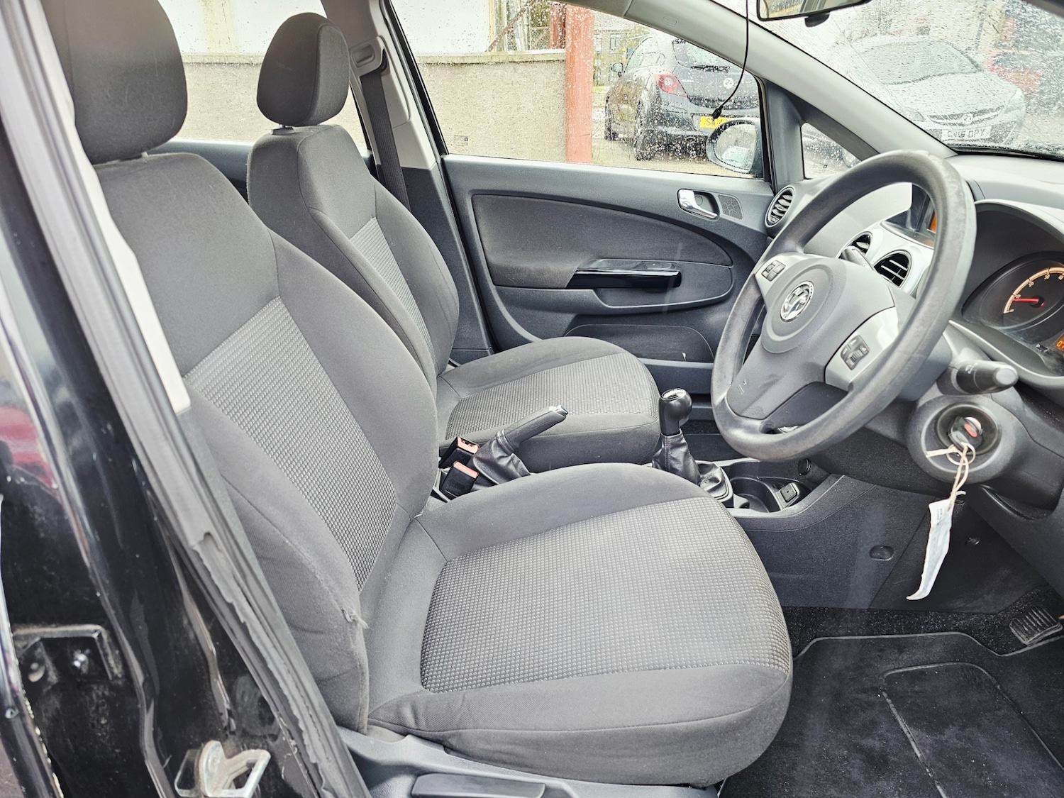 Used Vauxhall Corsa 2011 for sale - 76331149: Photo 9