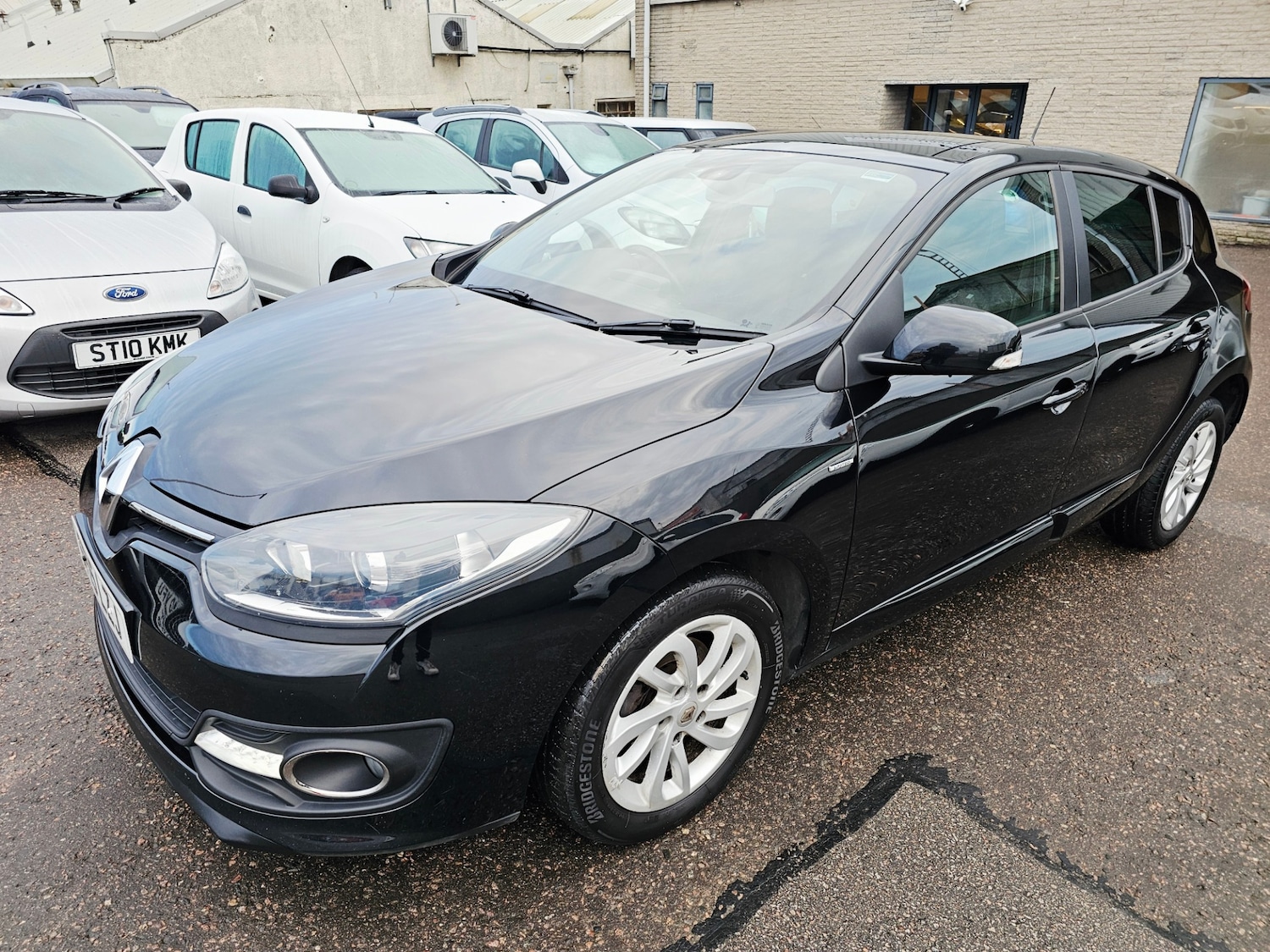 Used Renault Megane 2015 for sale - 77049196: Photo 2