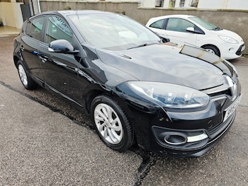 Used Renault Megane 2015 for sale - 77049196: Photo