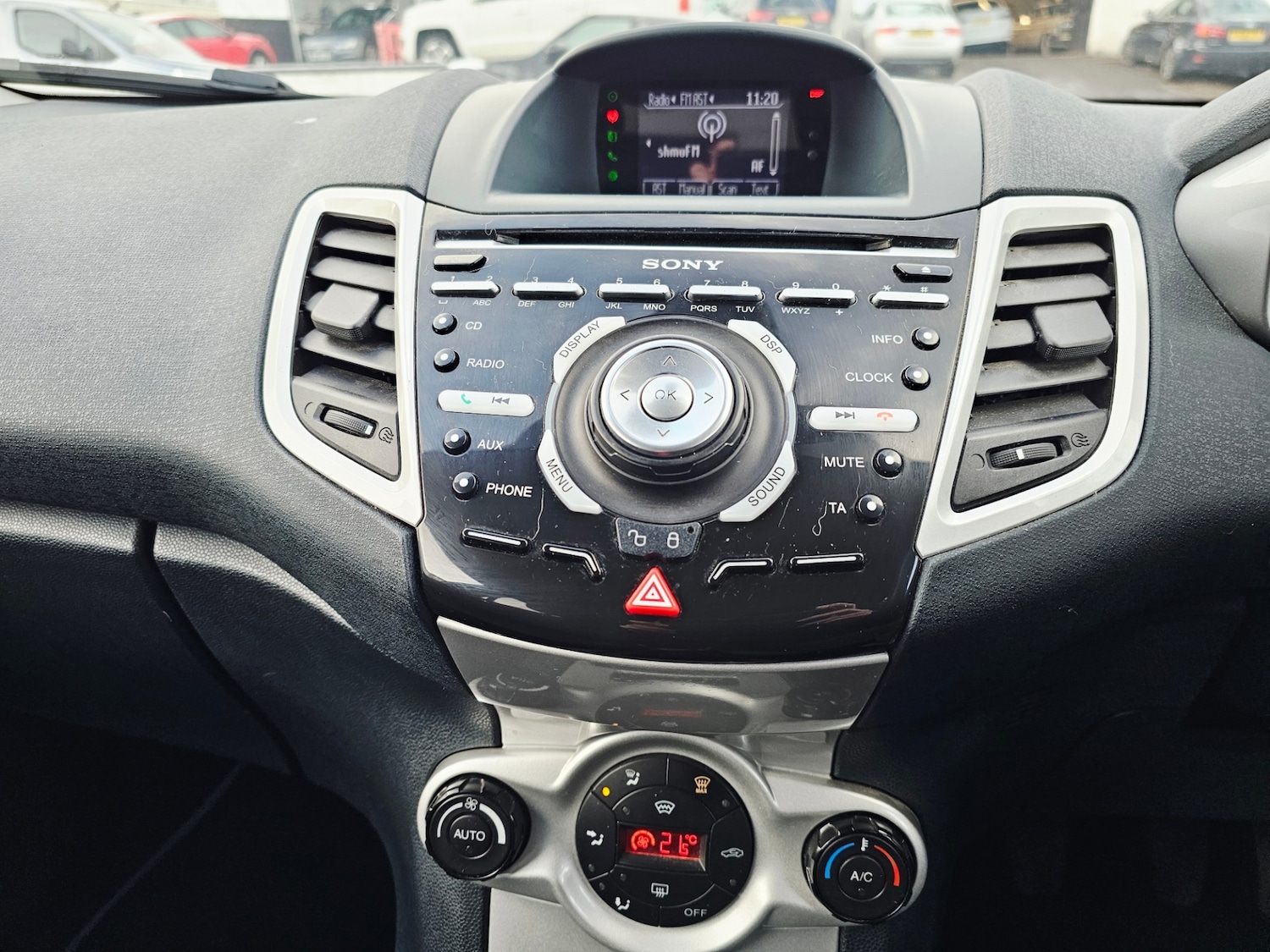 Used Ford Fiesta 2011 for sale - 77220817: Photo 11