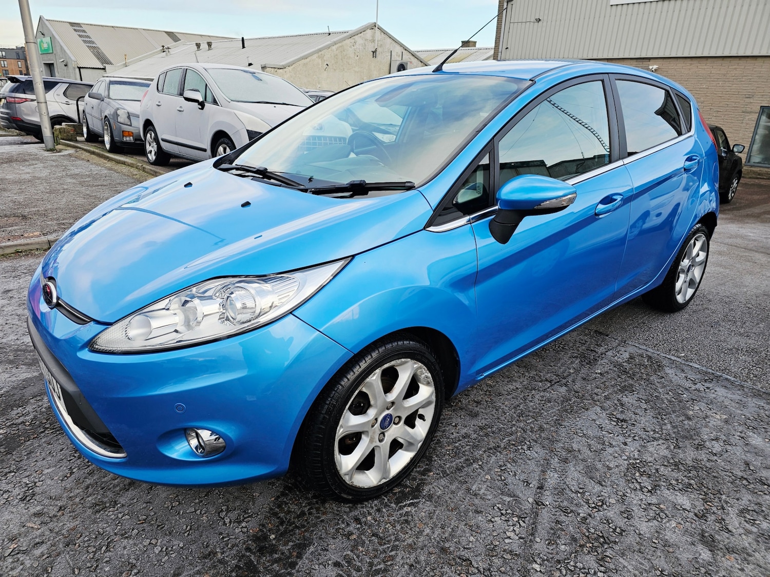 Used Ford Fiesta 2011 for sale - 77220817: Photo 2