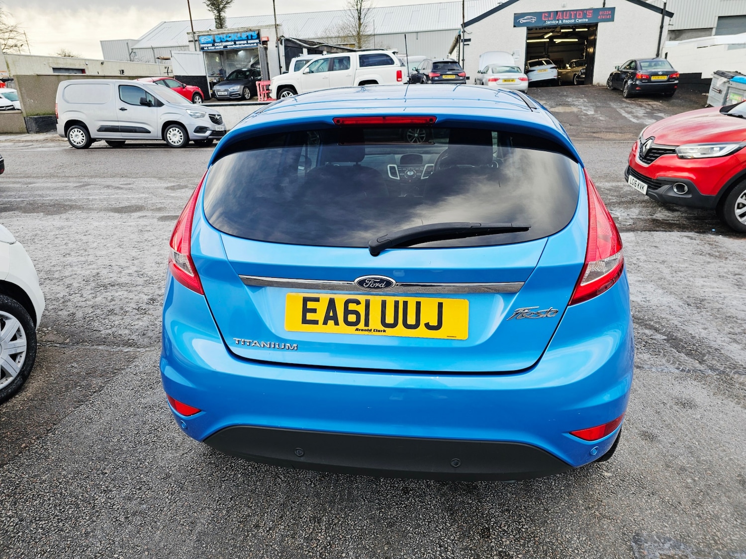 Used Ford Fiesta 2011 for sale - 77220817: Photo 4
