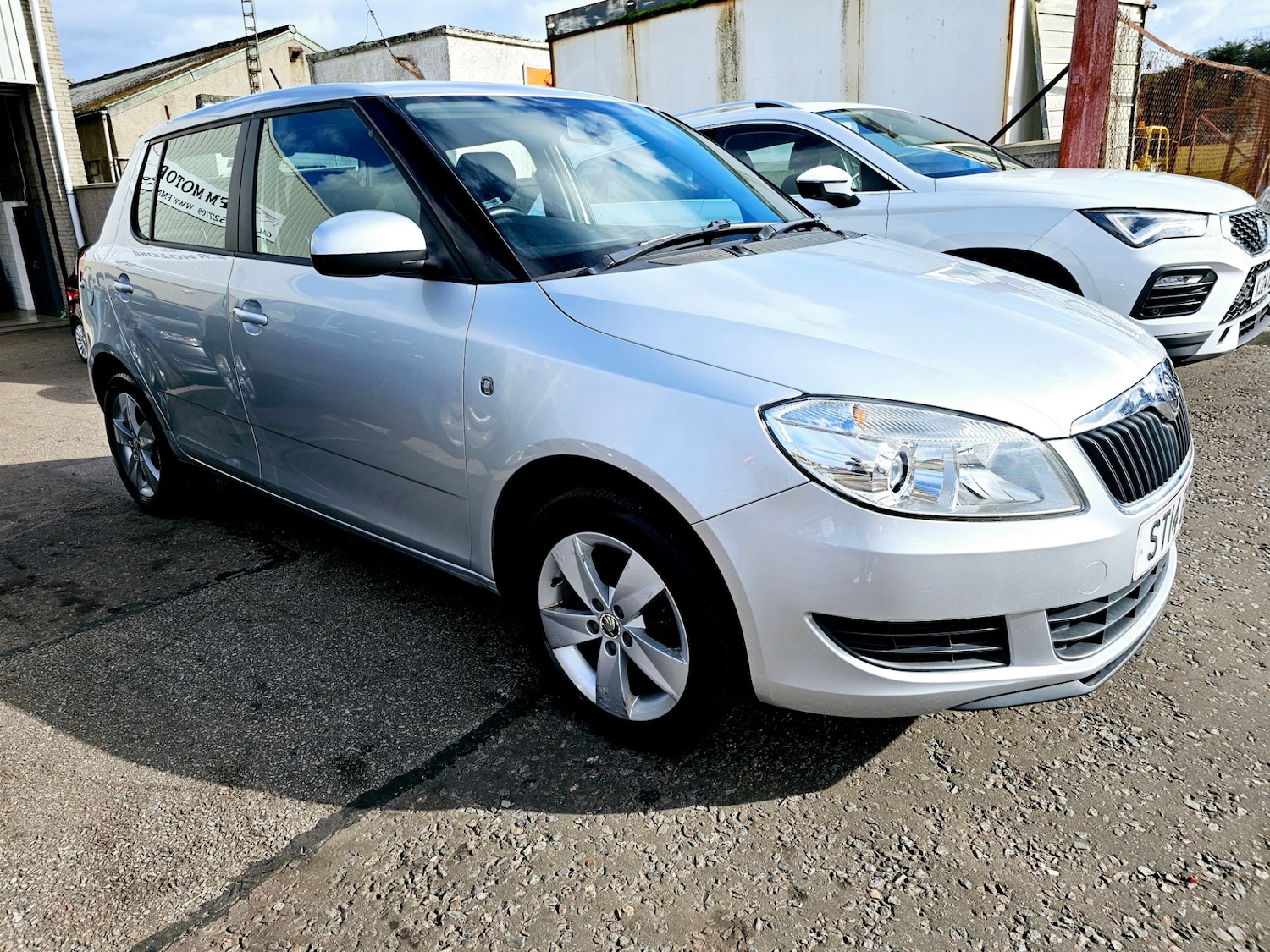 Used Skoda Fabia 2014 for sale - 76450310: Photo 2