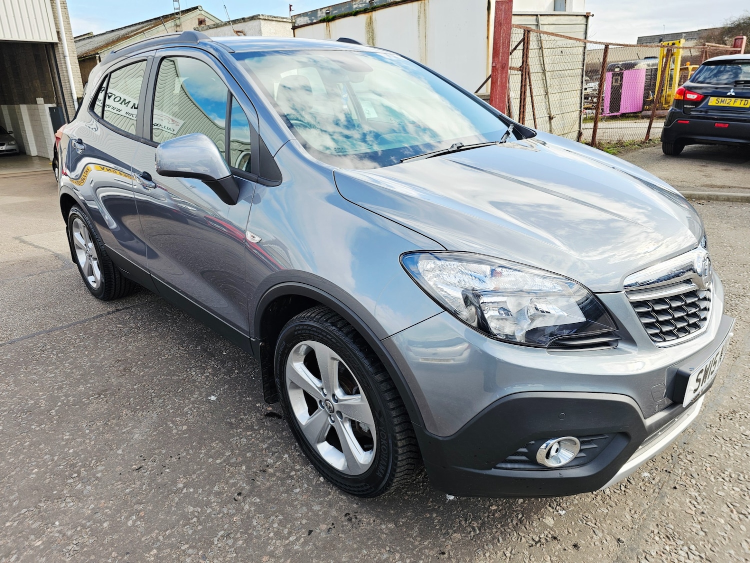 Used Vauxhall Mokka 2015 for sale - 77947353: Photo 2