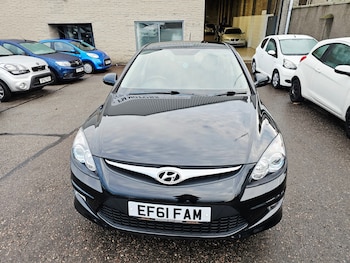 Used Hyundai i30 2011 for sale - 77034005: Photo