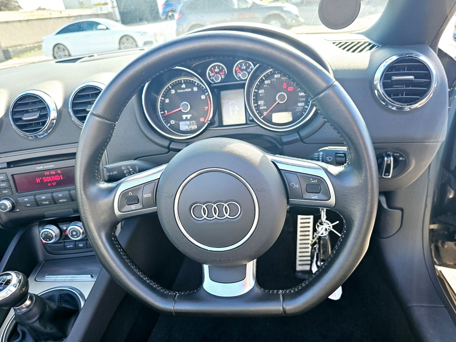 Used Audi TT 2010 for sale - 76392245: Photo 13