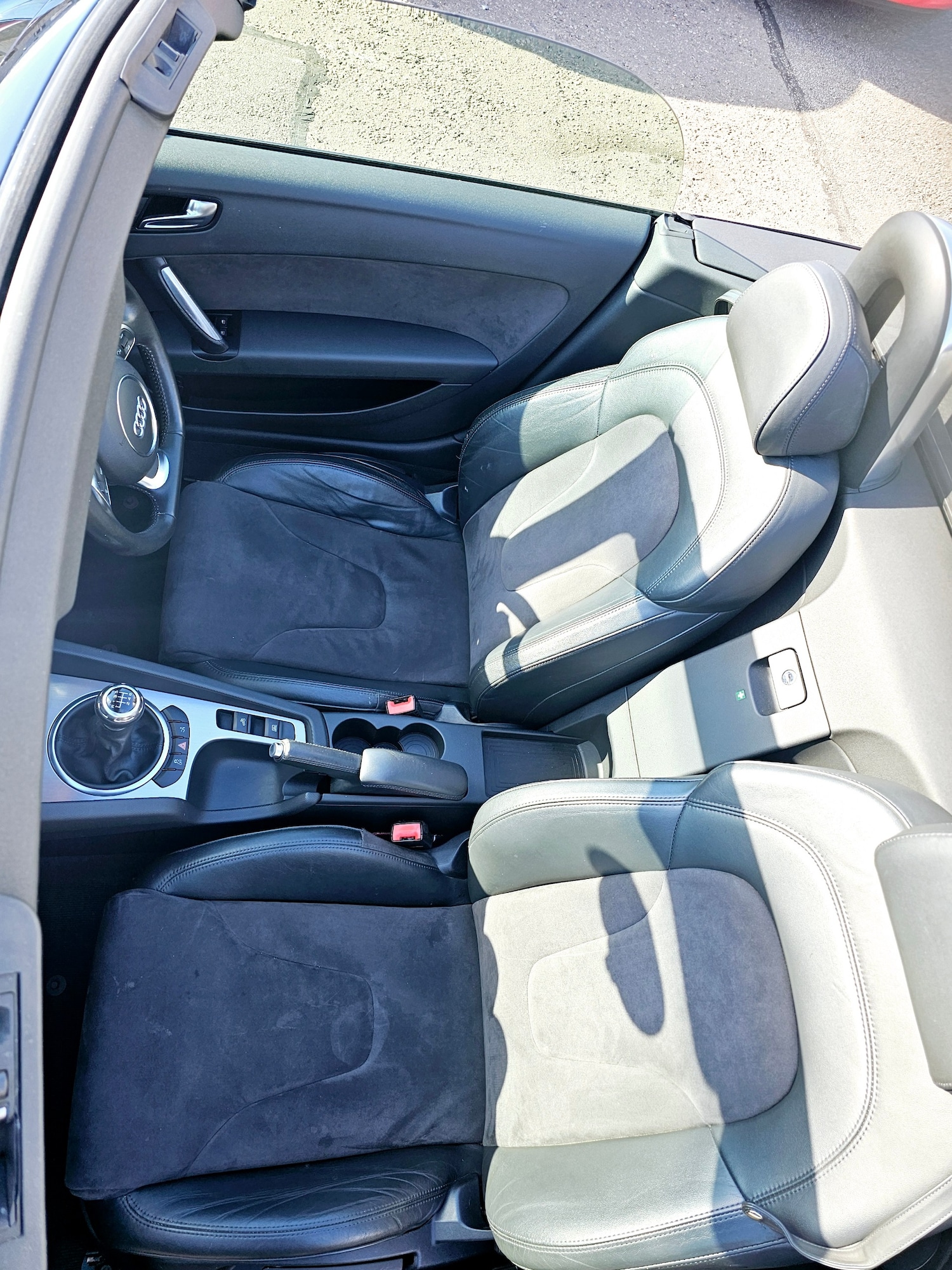 Used Audi TT 2010 for sale - 76392245: Photo 7