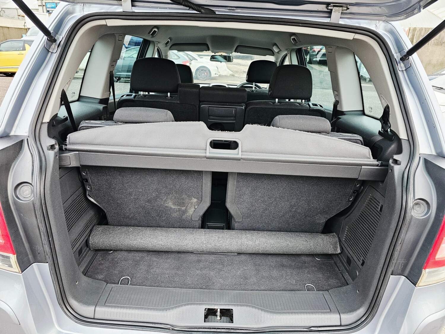 Used Vauxhall Zafira 2011 for sale - 77578523: Photo 8