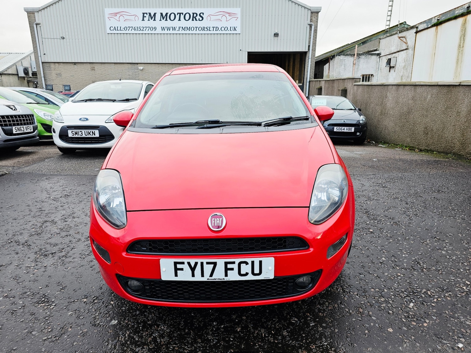 Used Fiat Punto 2017 for sale - 76558430: Photo 1