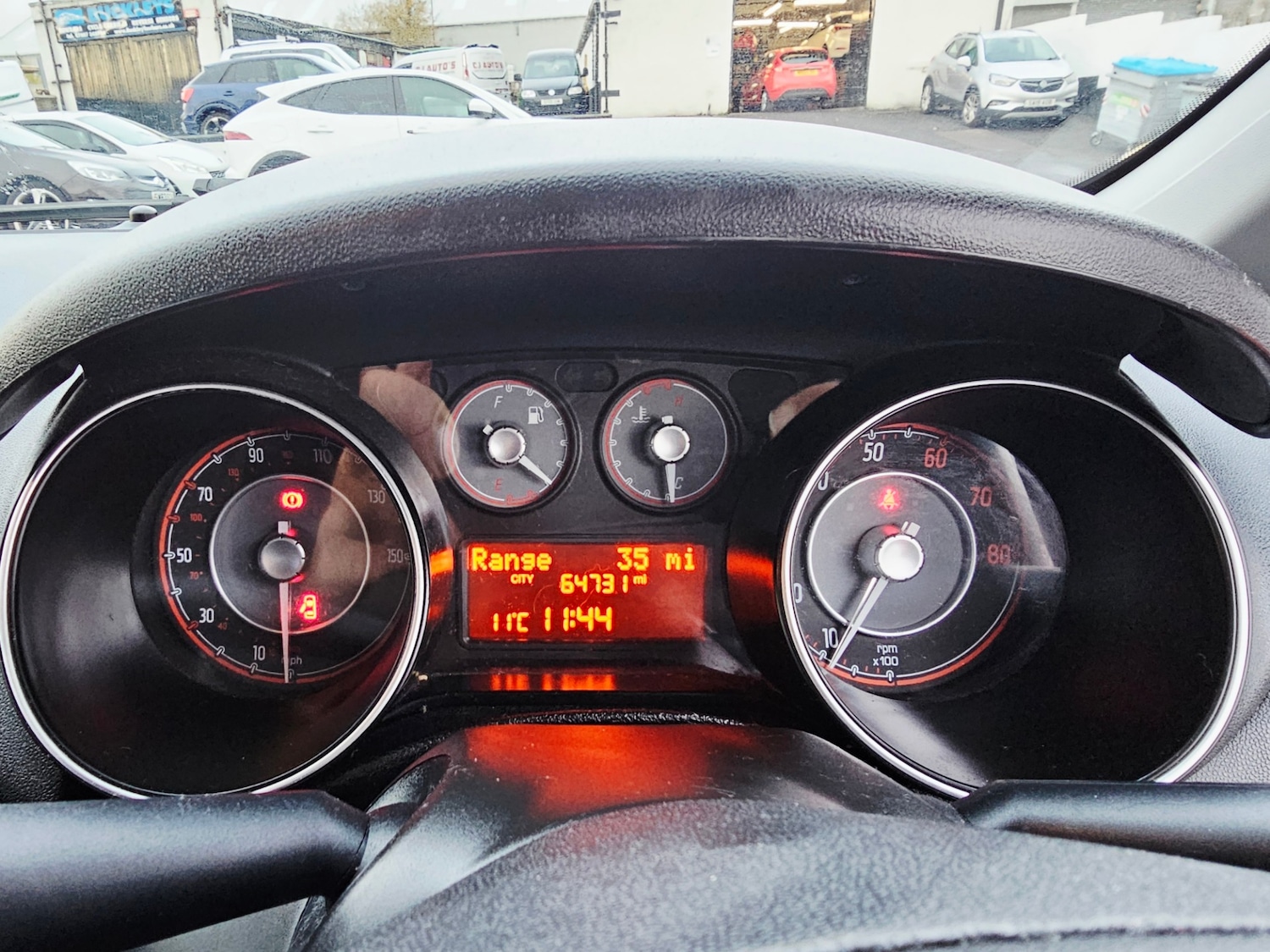 Used Fiat Punto 2017 for sale - 76558430: Photo 12