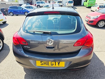 Used Vauxhall Astra 2011 for sale - 79196076: Photo