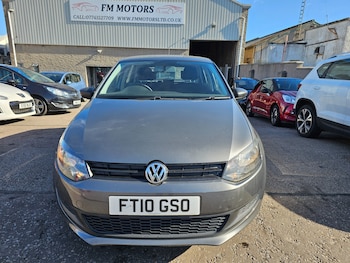 Used Volkswagen Polo 2010 for sale - 76415310: Photo