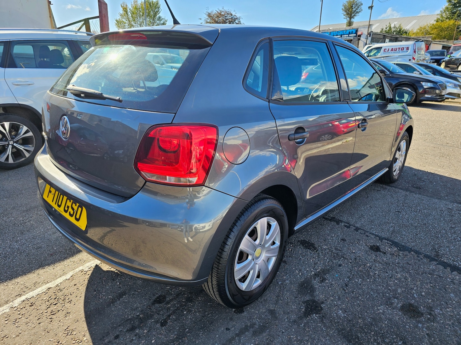 Used Volkswagen Polo 2010 for sale - 76415310: Photo 5