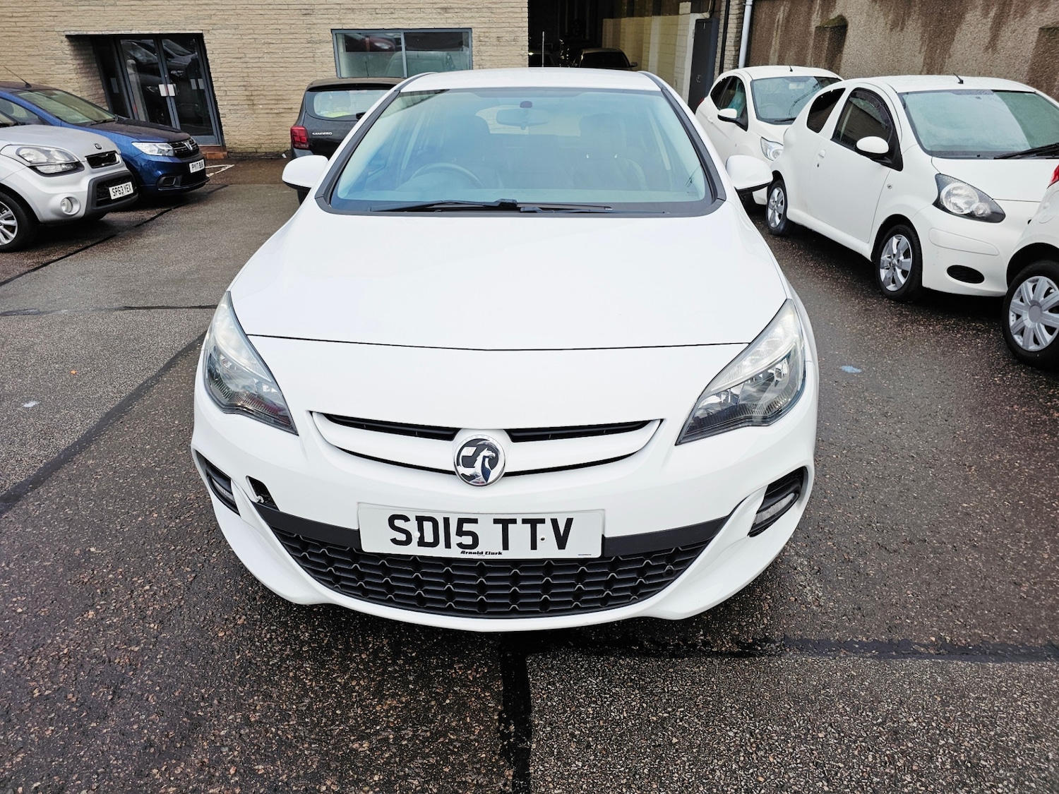 Used Vauxhall Astra 2015 for sale - 76881666: Photo 1