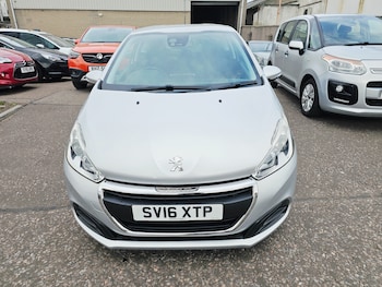 Used Peugeot 208 2016 for sale - 78682165: Photo