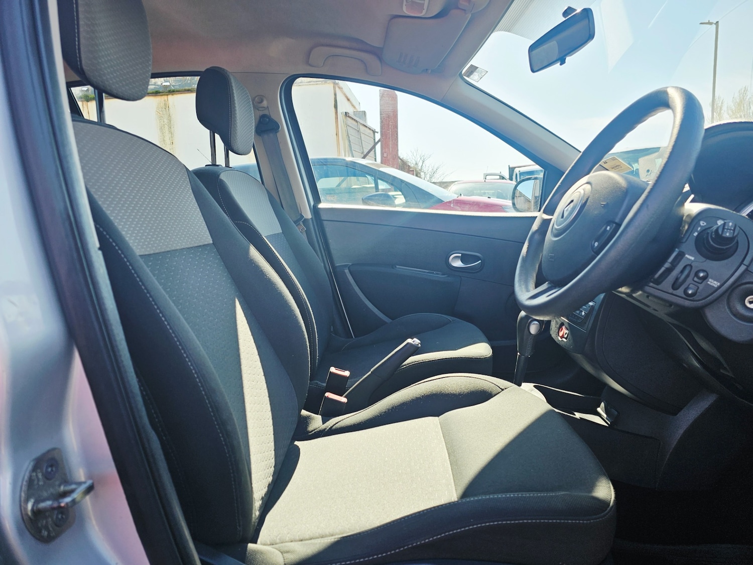 Used Renault Clio 2010 for sale - 78166693: Photo 9