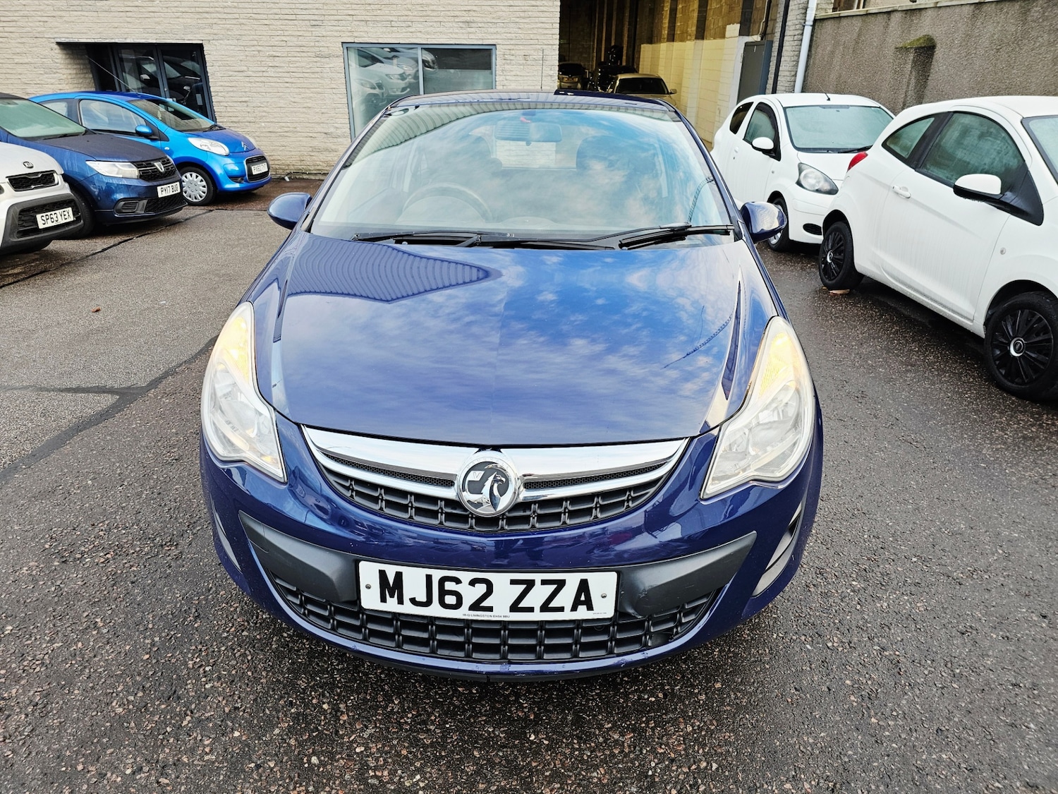 Used Vauxhall Corsa 2012 for sale - 76949428: Photo 1
