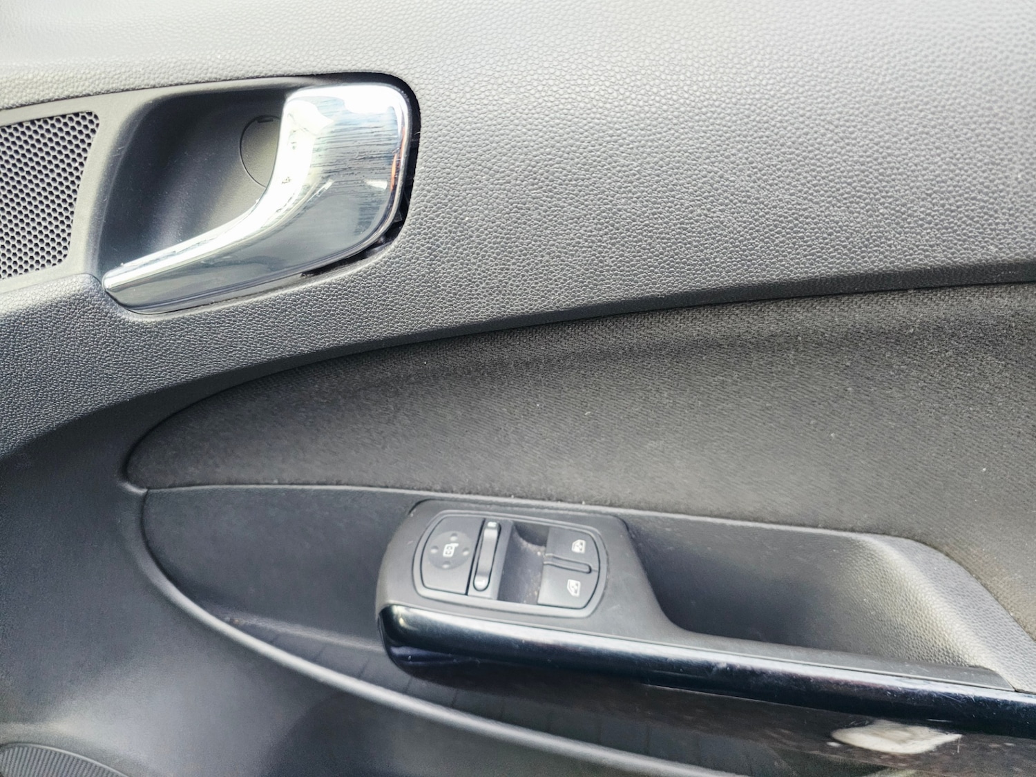 Used Vauxhall Corsa 2012 for sale - 76949428: Photo 12