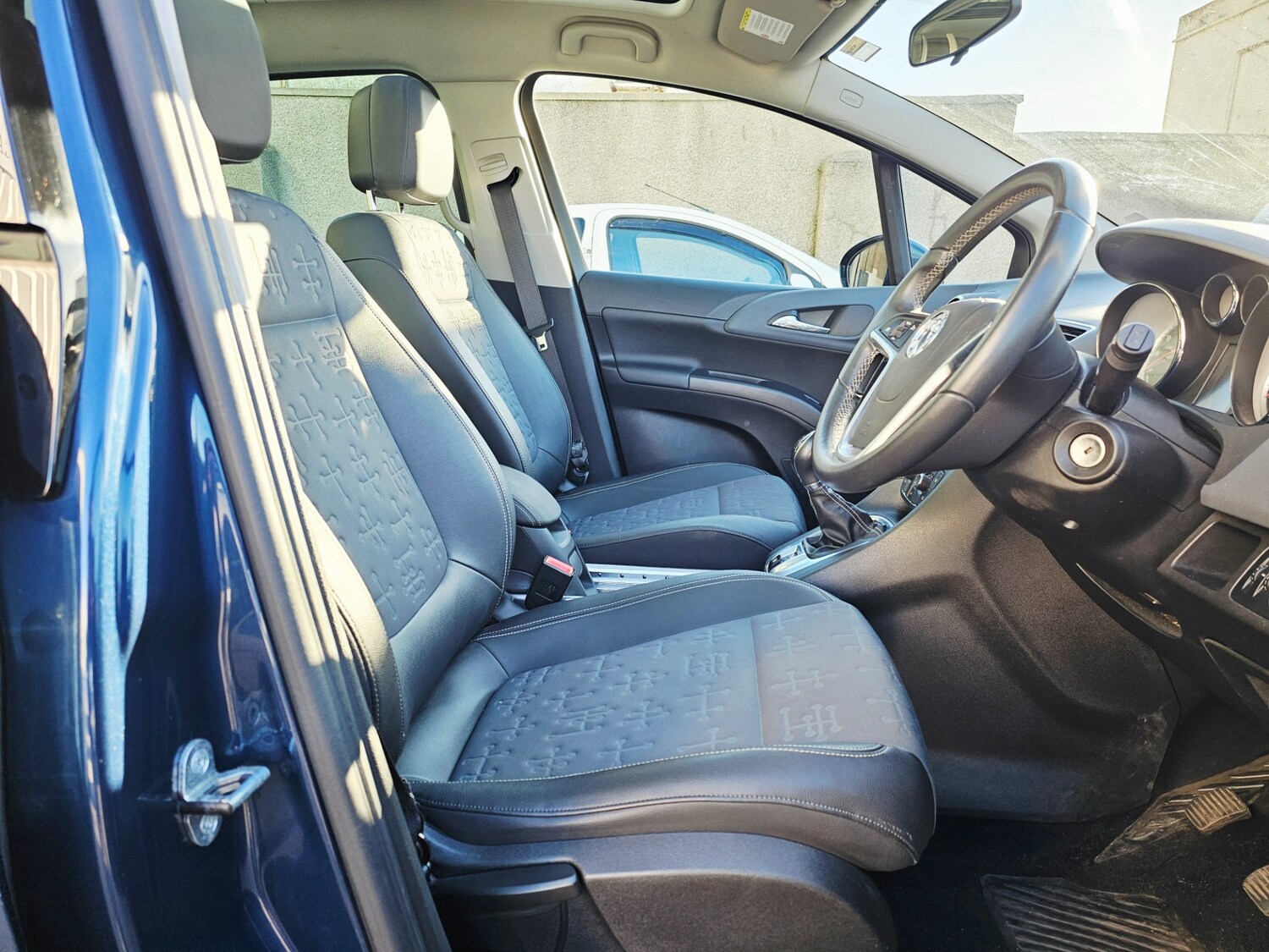 Used Vauxhall Meriva 2014 for sale - 78131657: Photo 9