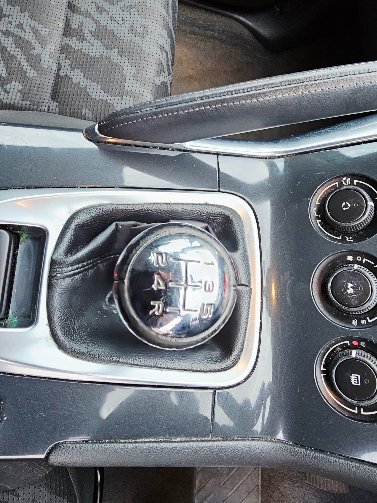 Used Peugeot 3008 2013 for sale - 77690914: Photo 11