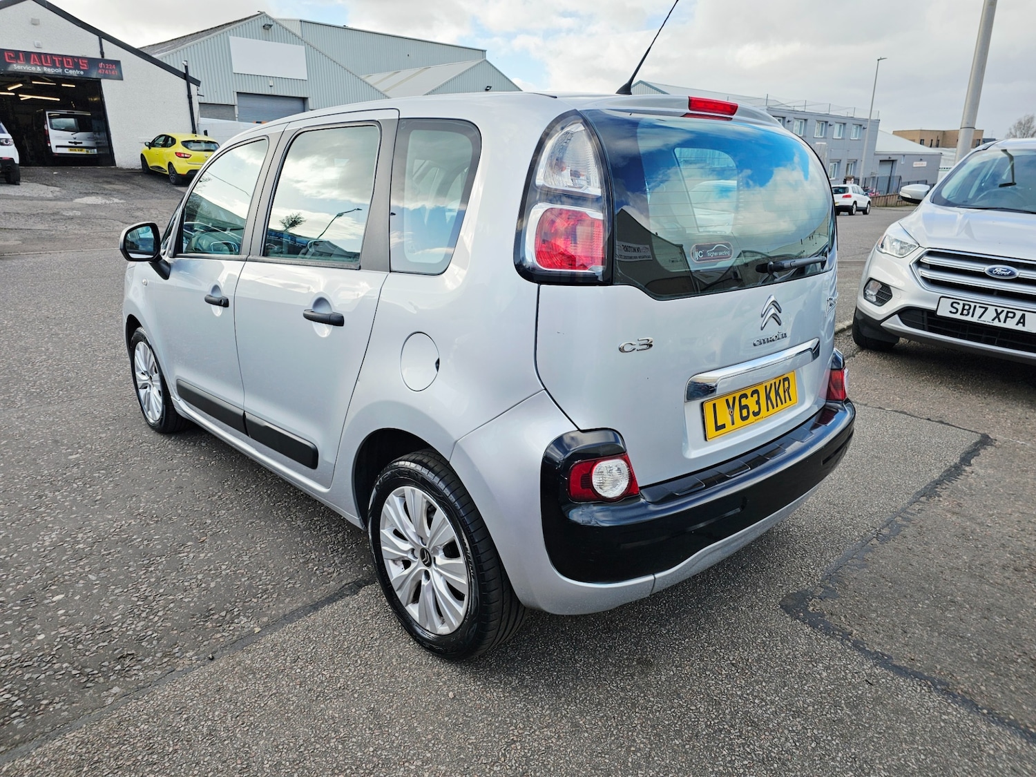 Used Citroen C3 Picasso 2014 for sale - 78067796: Photo 5