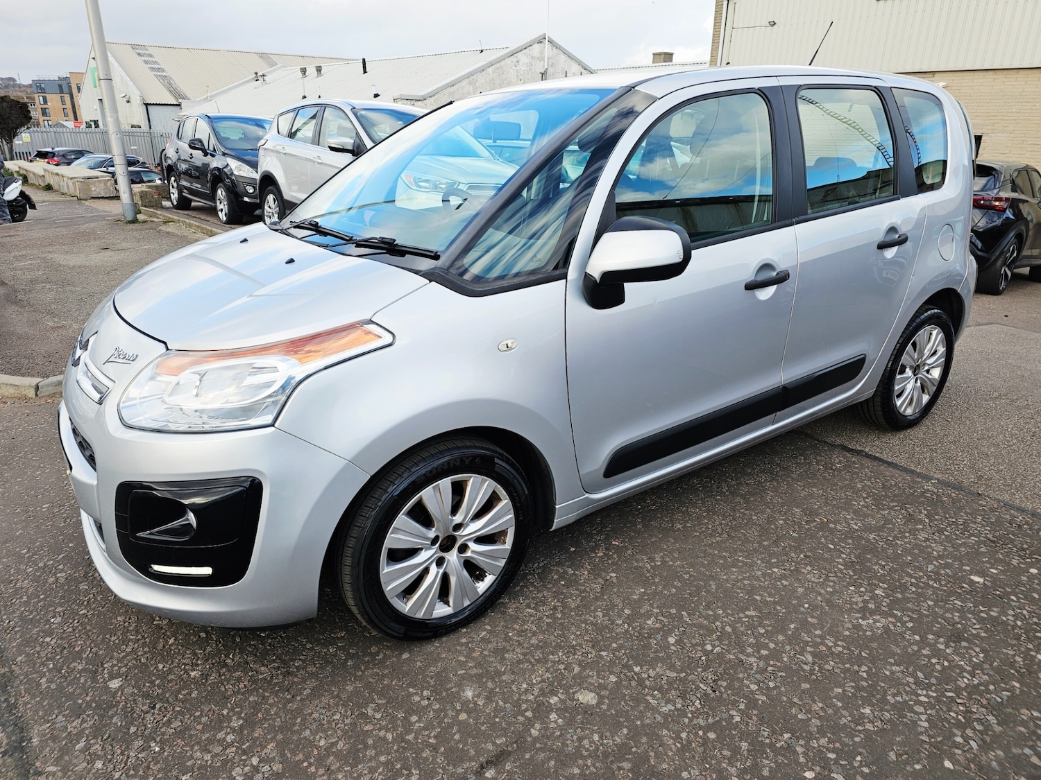 Used Citroen C3 Picasso 2014 for sale - 78067796: Photo 6
