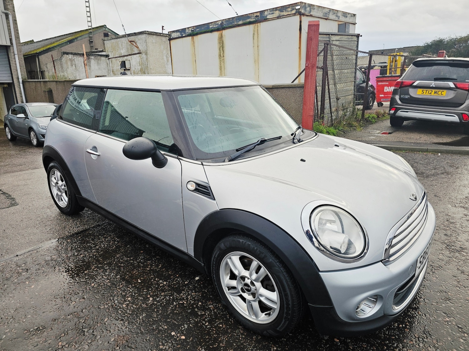 Used MINI Hatch 2010 for sale - 76682502: Photo 6