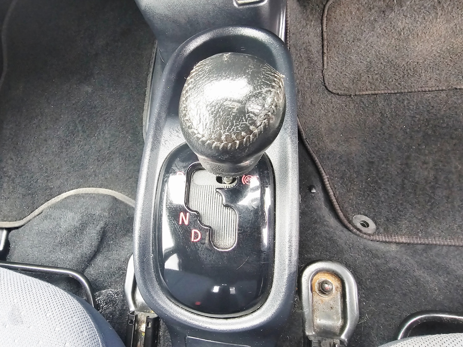 Used Peugeot iOn 2011 for sale - 76309639: Photo 11