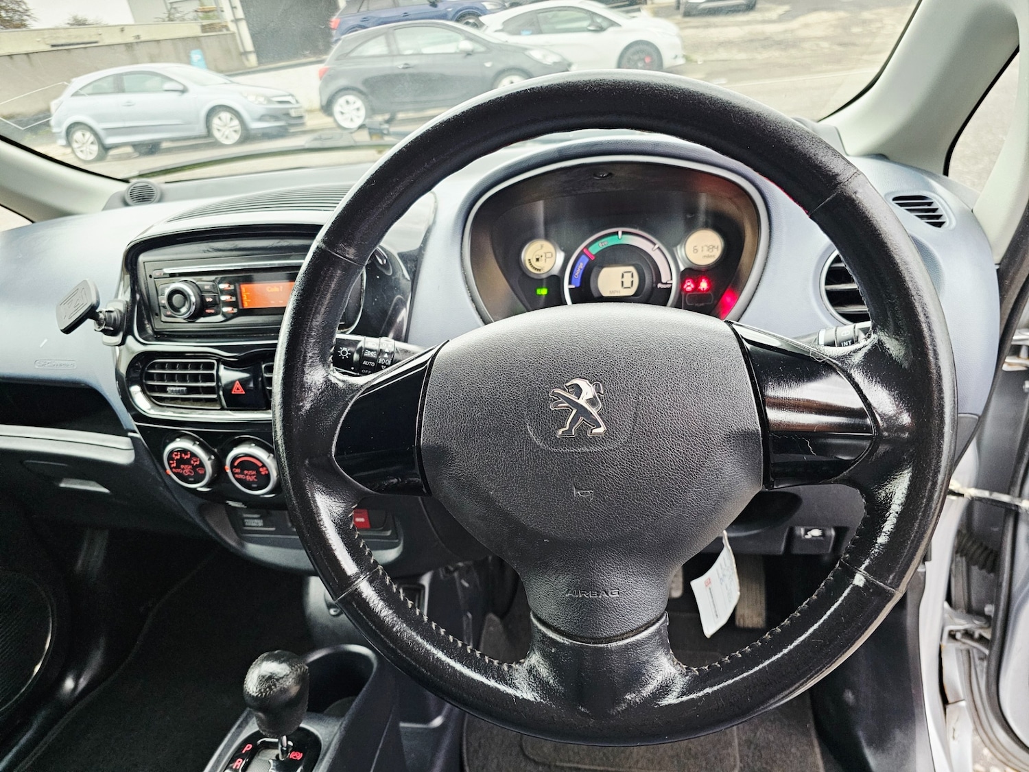 Used Peugeot iOn 2011 for sale - 76309639: Photo 14