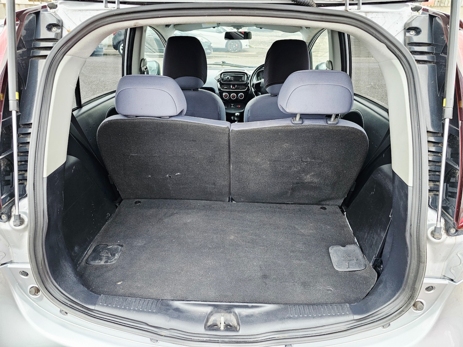 Used Peugeot iOn 2011 for sale - 76309639: Photo 7