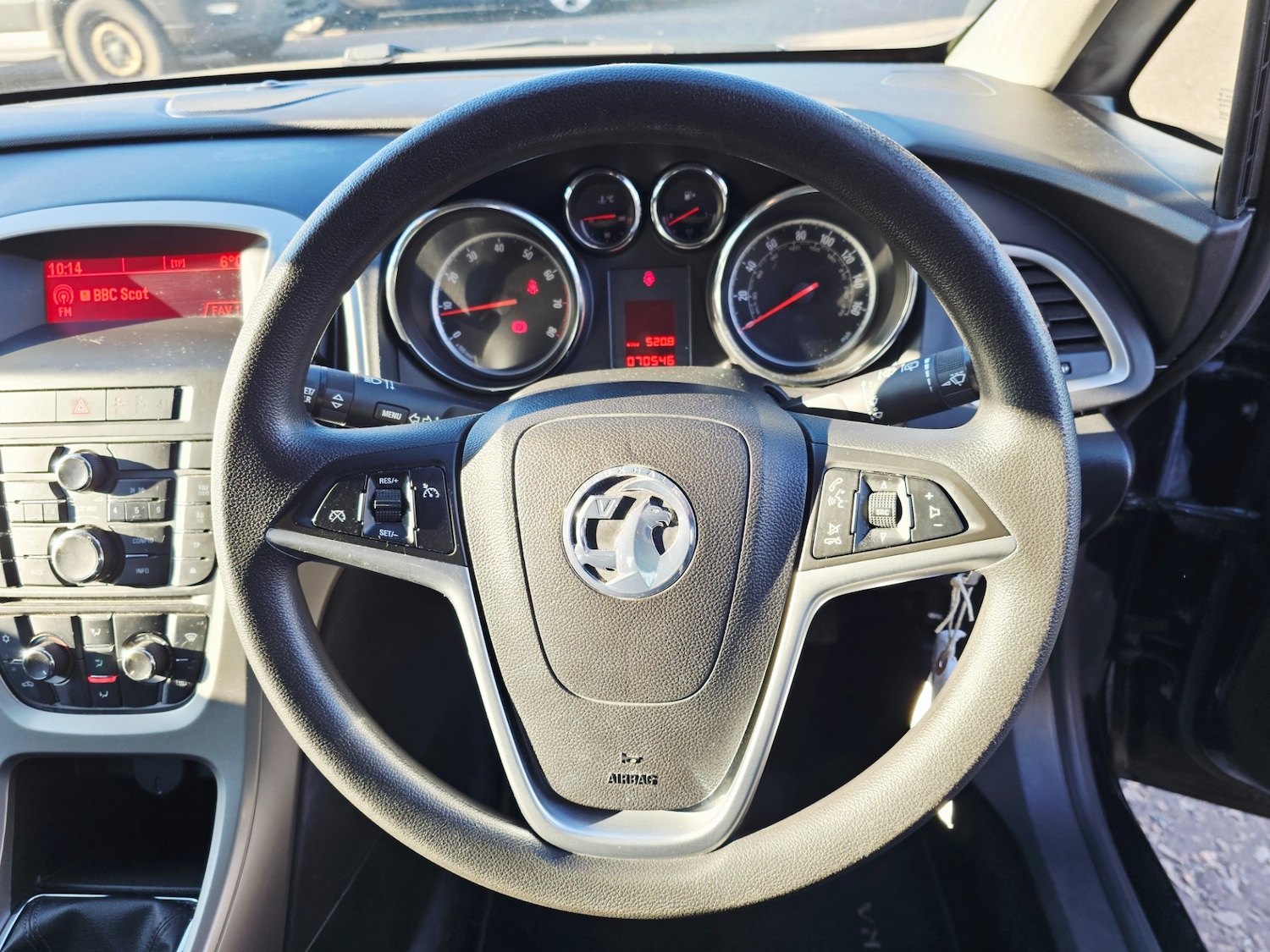 Used Vauxhall Astra 2011 for sale - 77630973: Photo 13