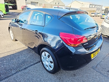 Used Vauxhall Astra 2011 for sale - 77630973: Photo