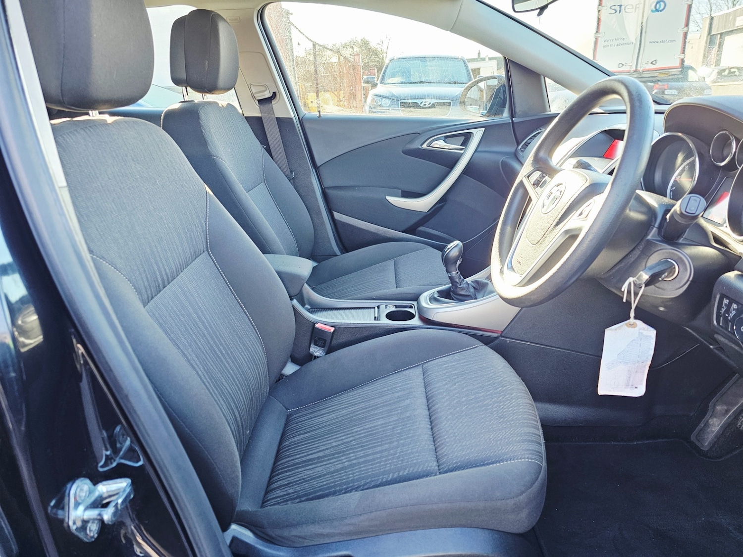 Used Vauxhall Astra 2011 for sale - 77630973: Photo 9