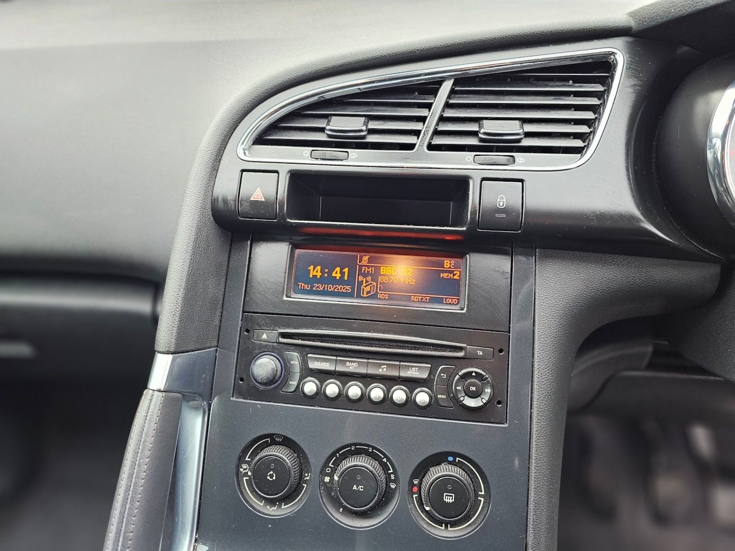 Used Peugeot 3008 2013 for sale - 76374499: Photo 11