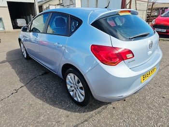 Used Vauxhall Astra 2015 for sale - 78344490: Photo