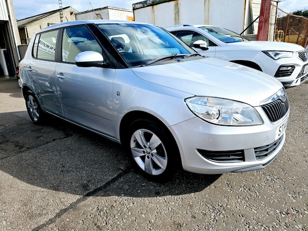 Used Skoda Fabia 2014 for sale - 76231795: Photo 2