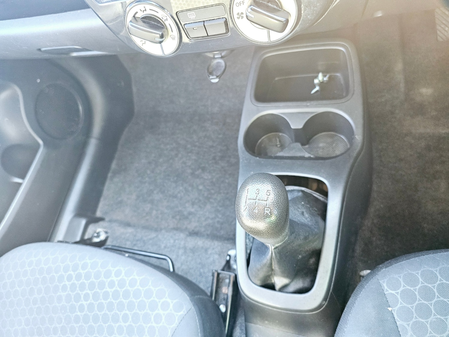 Used Mitsubishi Mirage 2014 for sale - 76172711: Photo 7