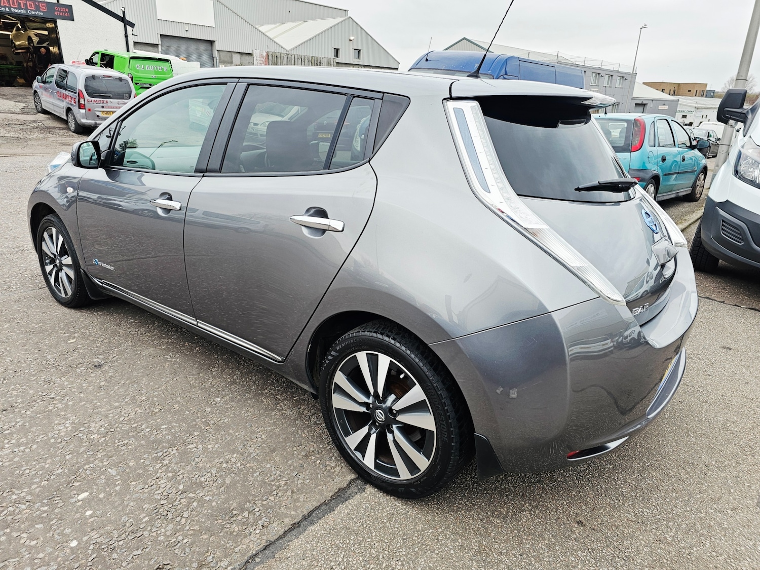 Used Nissan Leaf 2016 for sale - 77605549: Photo 5