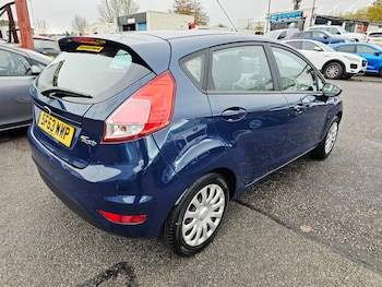Used Ford Fiesta 2013 for sale - 76374510: Photo