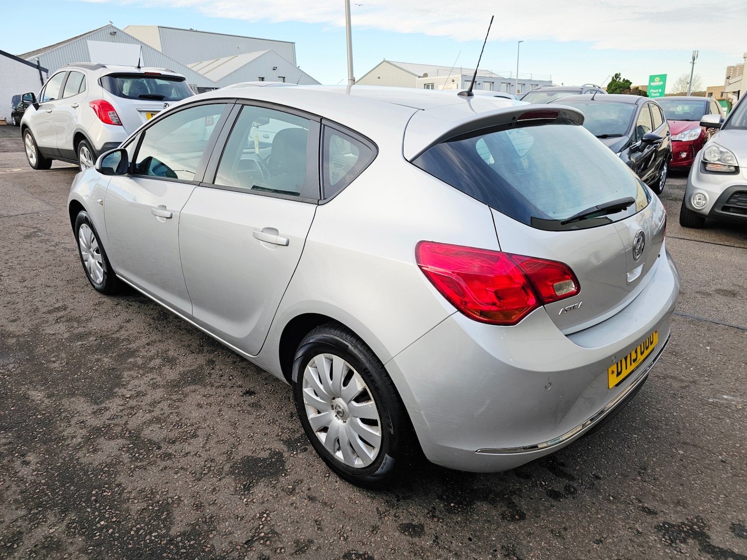 Used Vauxhall Astra 2013 for sale - 76920146: Photo 3