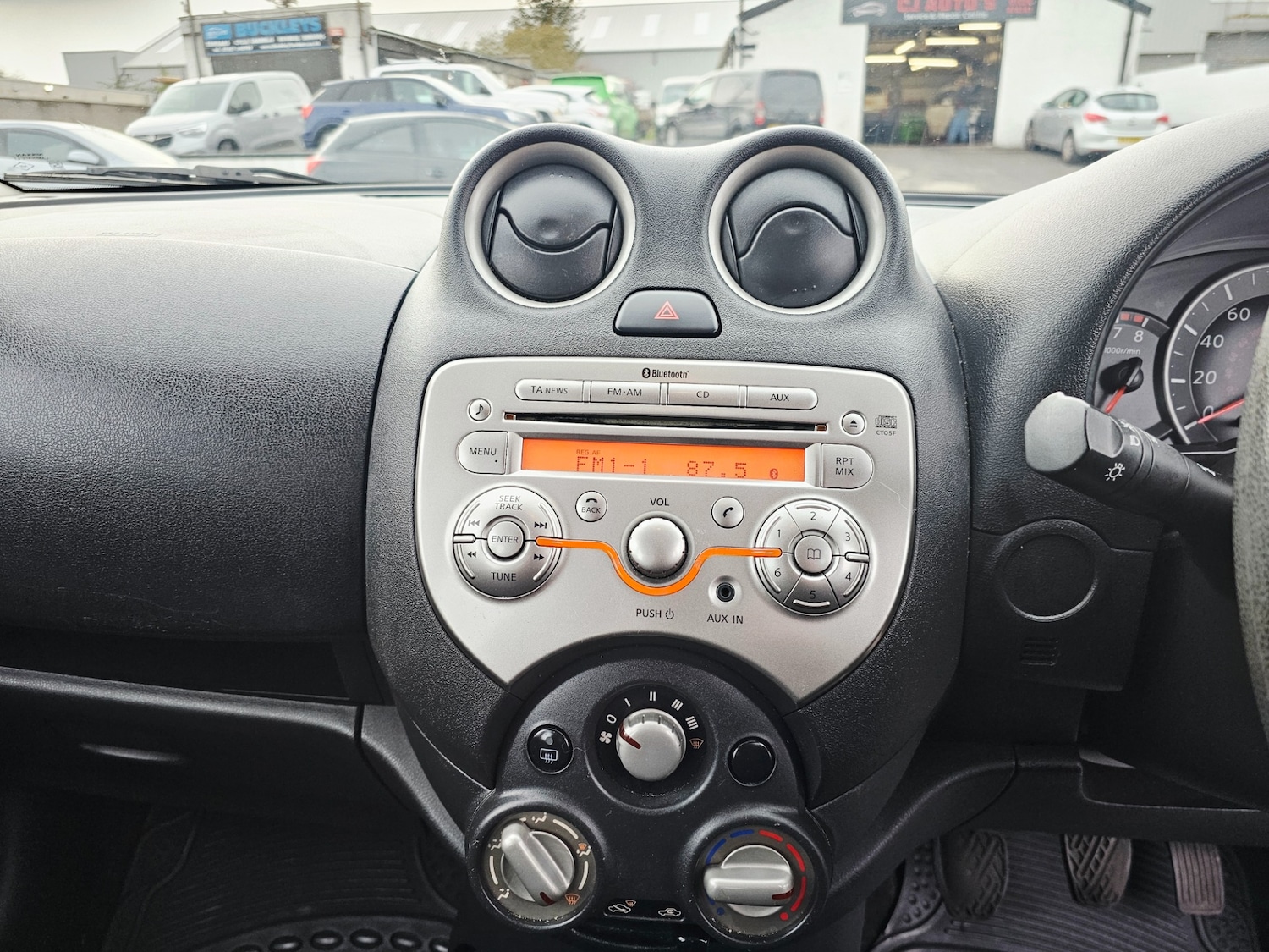 Used Nissan Micra 2012 for sale - 76355334: Photo 10