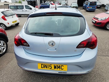 Used Vauxhall Astra 2015 for sale - 79102620: Photo