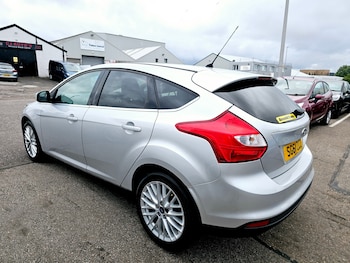 Used Ford Focus 2011 for sale - 75275043: Photo