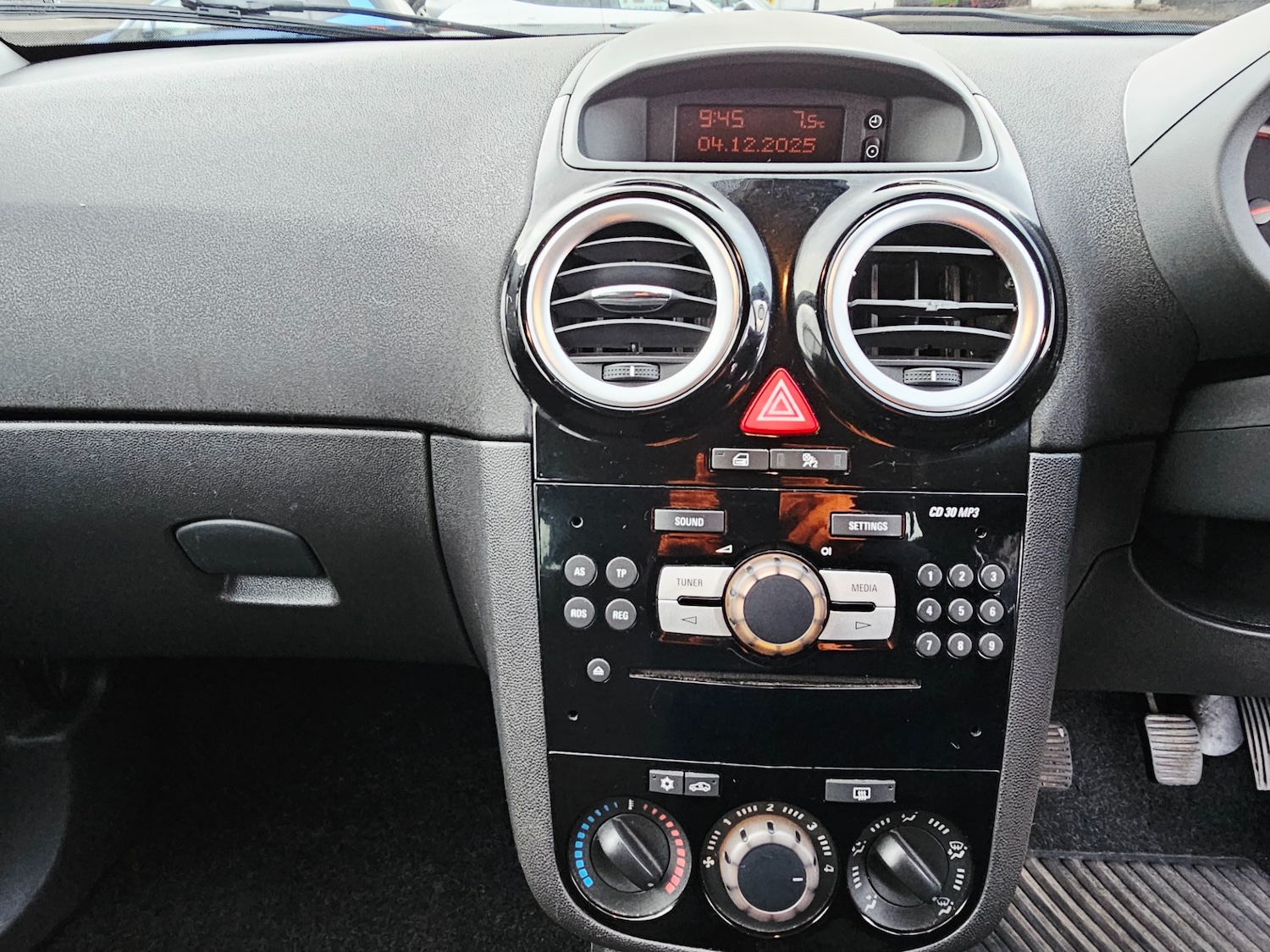 Used Vauxhall Corsa 2014 for sale - 76835958: Photo 10