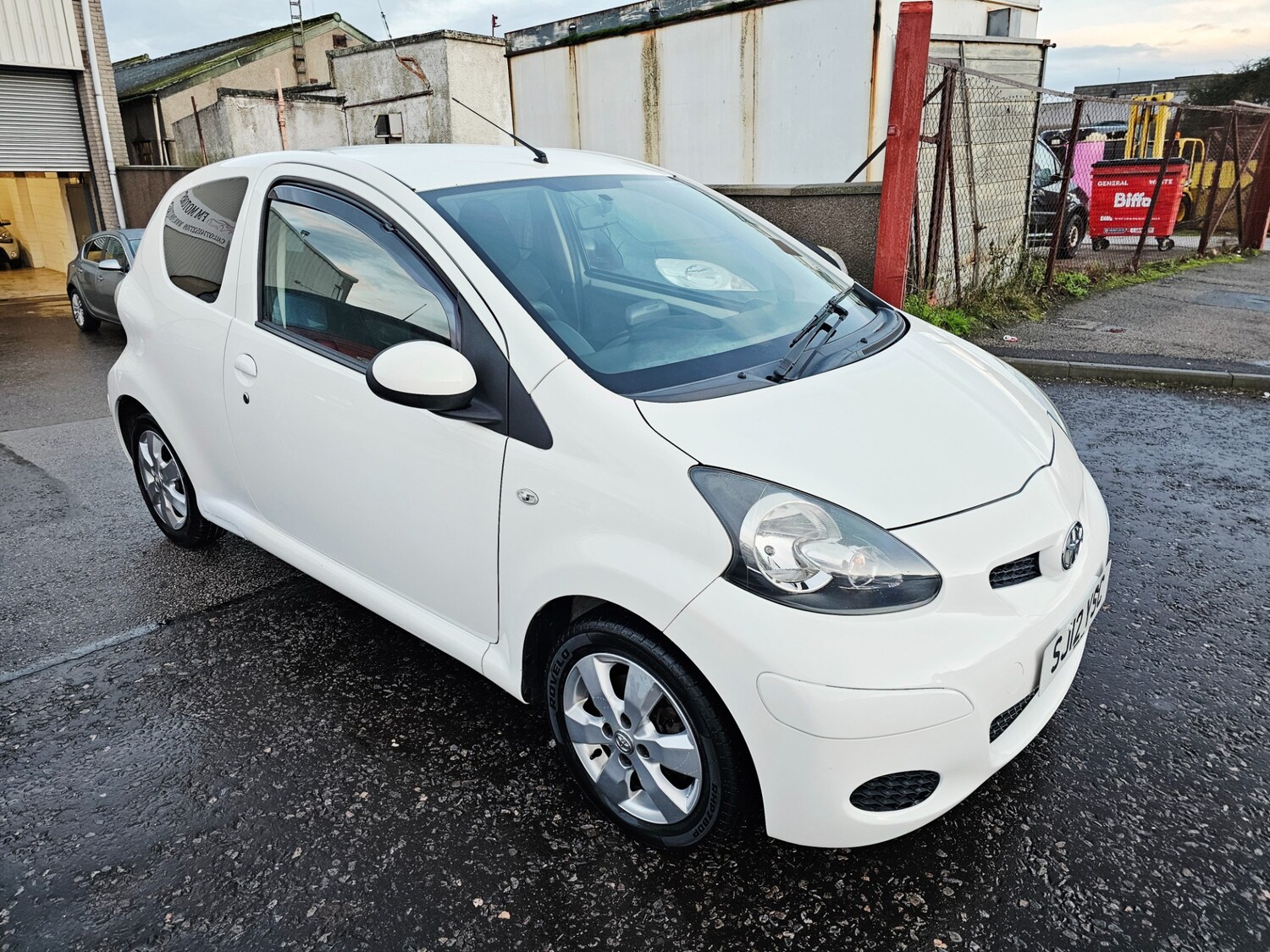 Used Toyota AYGO 2012 for sale - 77760893: Photo 6